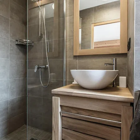 Cosy 2 En Suite, Proche Commerces, Parking Couvert - Fr-1-598-170 דירה *